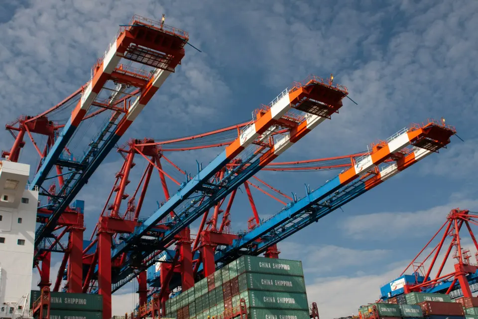 Aurillo-Aligning HSE with Trade Success